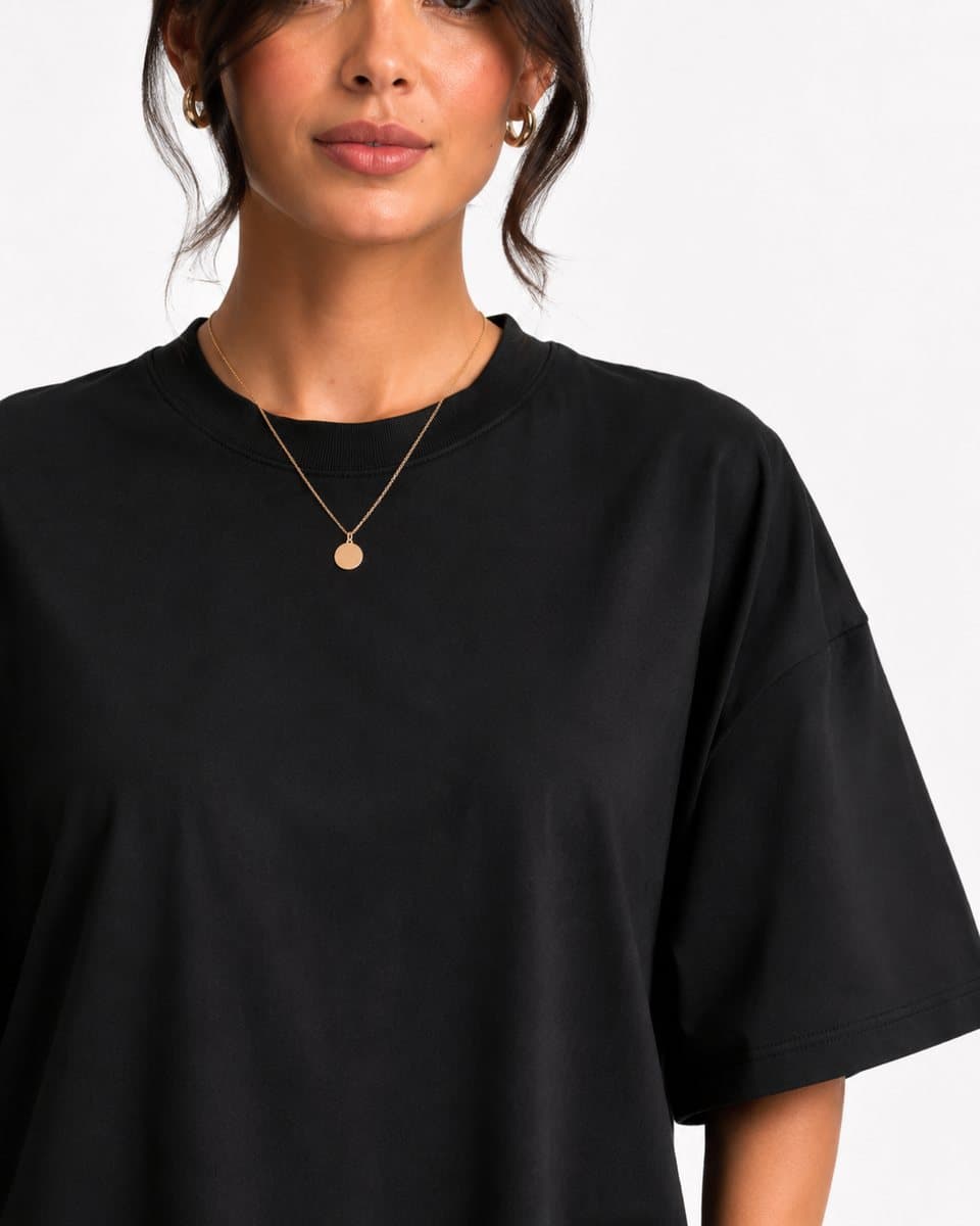 Neckline shot